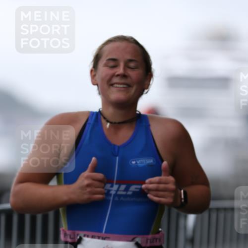16.08.2026 - KN Förde Triathlon 2026 Antke Förster http://msf.ph/oto/9993385 16.08.2026 10:10:06 Laufen  meine-sportfotos.de