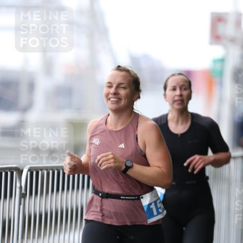 16.08.2026 - KN Förde Triathlon 2026 Antke Förster http://msf.ph/oto/9993410 16.08.2026 10:10:35 Laufen  meine-sportfotos.de