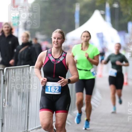 16.08.2026 - KN Förde Triathlon 2026 Antke Förster http://msf.ph/oto/9993427 16.08.2026 10:11:01 Laufen  meine-sportfotos.de