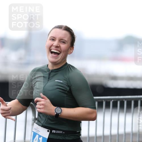 16.08.2026 - KN Förde Triathlon 2026 Antke Förster http://msf.ph/oto/9993442 16.08.2026 10:11:11 Laufen  meine-sportfotos.de