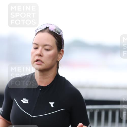 16.08.2026 - KN Förde Triathlon 2026 Antke Förster http://msf.ph/oto/9993481 16.08.2026 10:11:57 Laufen  meine-sportfotos.de