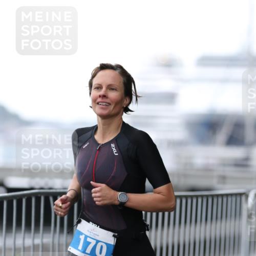 16.08.2026 - KN Förde Triathlon 2026 Antke Förster http://msf.ph/oto/9993502 16.08.2026 10:12:39 Laufen  meine-sportfotos.de