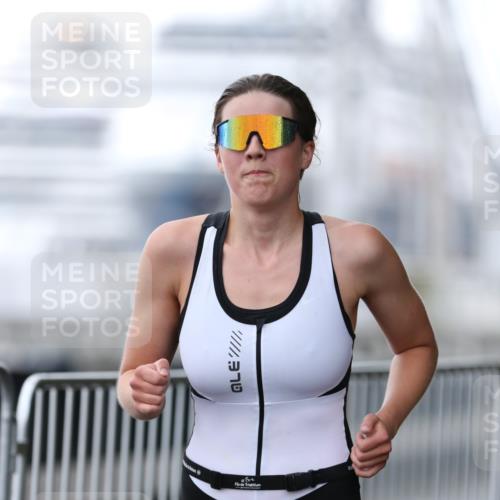 16.08.2026 - KN Förde Triathlon 2026 Antke Förster http://msf.ph/oto/9993517 16.08.2026 10:13:04 Laufen  meine-sportfotos.de