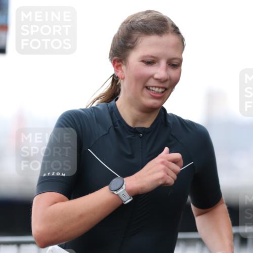 16.08.2026 - KN Förde Triathlon 2026 Antke Förster http://msf.ph/oto/9993529 16.08.2026 10:13:14 Laufen  meine-sportfotos.de