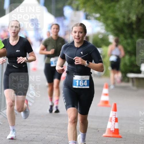 16.08.2026 - KN Förde Triathlon 2026 Antke Förster http://msf.ph/oto/9993535 16.08.2026 10:13:25 Laufen  meine-sportfotos.de