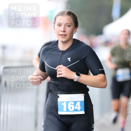 16.08.2026 - KN Förde Triathlon 2026 Antke Förster http://msf.ph/oto/9993538 16.08.2026 10:13:28 Laufen  meine-sportfotos.de