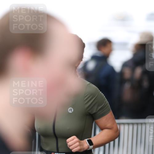 16.08.2026 - KN Förde Triathlon 2026 Antke Förster http://msf.ph/oto/9993542 16.08.2026 10:13:33 Laufen  meine-sportfotos.de