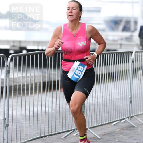16.08.2026 - KN Förde Triathlon 2026 Antke Förster http://msf.ph/oto/9993546 16.08.2026 10:13:39 Laufen  meine-sportfotos.de