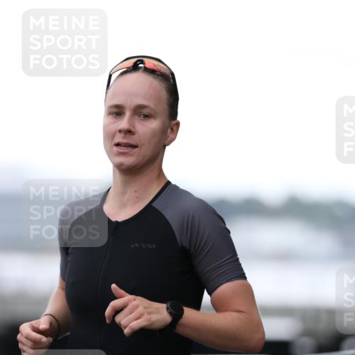 16.08.2026 - KN Förde Triathlon 2026 Antke Förster http://msf.ph/oto/9993571 16.08.2026 10:14:21 Laufen  meine-sportfotos.de