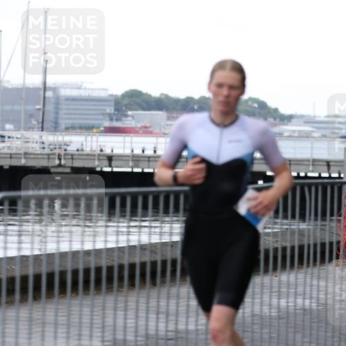 16.08.2026 - KN Förde Triathlon 2026 Antke Förster http://msf.ph/oto/9993574 16.08.2026 10:14:24 Laufen  meine-sportfotos.de