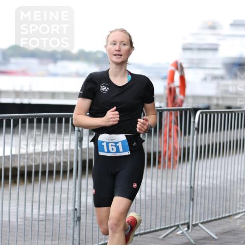 16.08.2026 - KN Förde Triathlon 2026 Antke Förster http://msf.ph/oto/9993579 16.08.2026 10:14:28 Laufen  meine-sportfotos.de