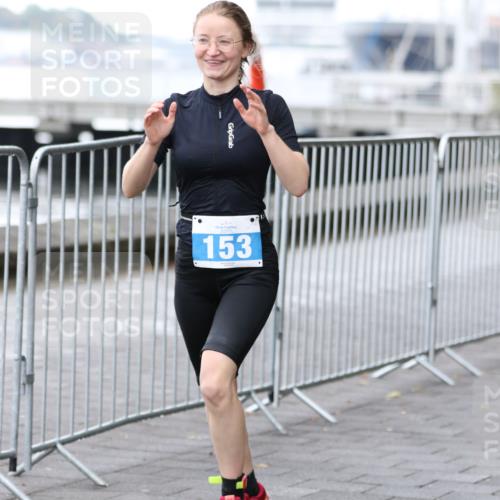 16.08.2026 - KN Förde Triathlon 2026 Antke Förster http://msf.ph/oto/9993603 16.08.2026 10:15:05 Laufen  meine-sportfotos.de