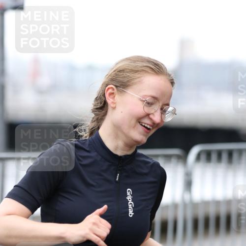16.08.2026 - KN Förde Triathlon 2026 Antke Förster http://msf.ph/oto/9993607 16.08.2026 10:15:07 Laufen  meine-sportfotos.de