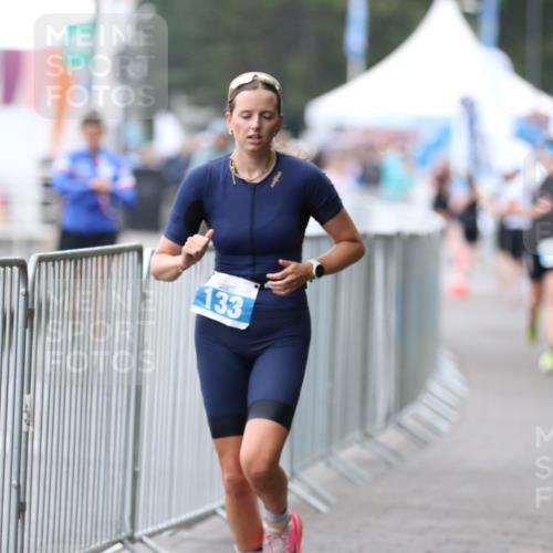 16.08.2026 - KN Förde Triathlon 2026 Antke Förster http://msf.ph/oto/9993613 16.08.2026 10:15:36 Laufen  meine-sportfotos.de