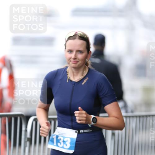 16.08.2026 - KN Förde Triathlon 2026 Antke Förster http://msf.ph/oto/9993615 16.08.2026 10:15:39 Laufen  meine-sportfotos.de