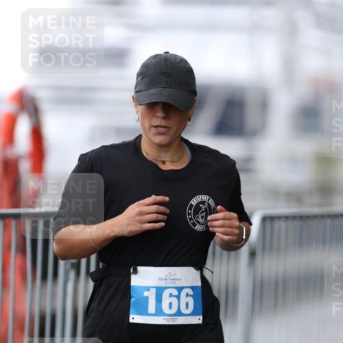 16.08.2026 - KN Förde Triathlon 2026 Antke Förster http://msf.ph/oto/9993654 16.08.2026 10:16:32 Laufen  meine-sportfotos.de