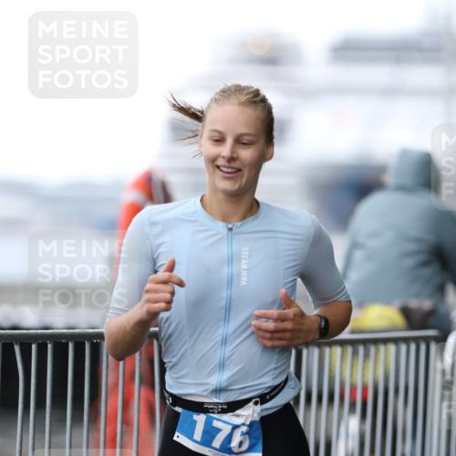 16.08.2026 - KN Förde Triathlon 2026 Antke Förster http://msf.ph/oto/9993656 16.08.2026 10:16:34 Laufen  meine-sportfotos.de
