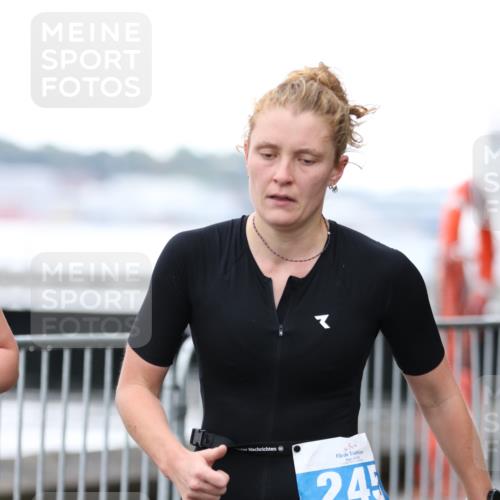 16.08.2026 - KN Förde Triathlon 2026 Antke Förster http://msf.ph/oto/9993675 16.08.2026 10:17:03 Laufen  meine-sportfotos.de