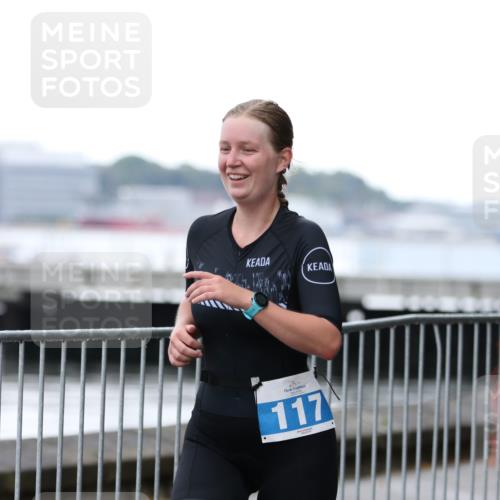 16.08.2026 - KN Förde Triathlon 2026 Antke Förster http://msf.ph/oto/9993714 16.08.2026 10:17:54 Laufen  meine-sportfotos.de