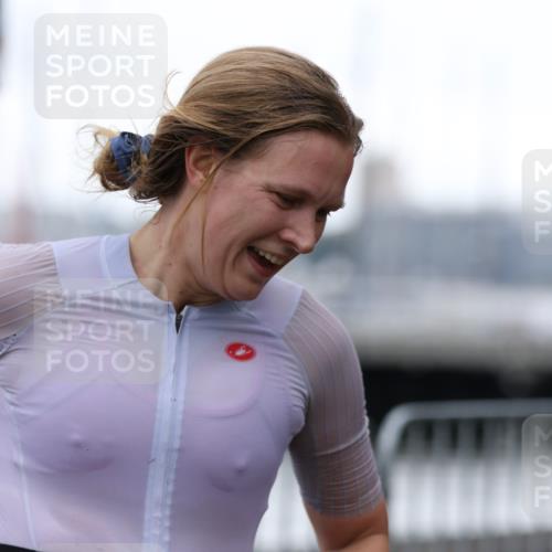 16.08.2026 - KN Förde Triathlon 2026 Antke Förster http://msf.ph/oto/9993729 16.08.2026 10:18:06 Laufen  meine-sportfotos.de