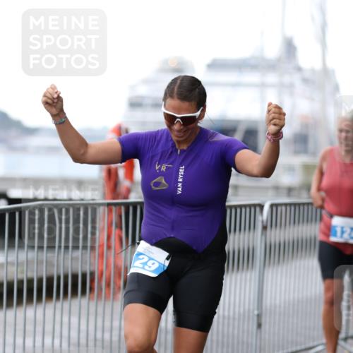 16.08.2026 - KN Förde Triathlon 2026 Antke Förster http://msf.ph/oto/9993734 16.08.2026 10:18:11 Laufen  meine-sportfotos.de