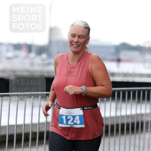 16.08.2026 - KN Förde Triathlon 2026 Antke Förster http://msf.ph/oto/9993742 16.08.2026 10:18:15 Laufen  meine-sportfotos.de