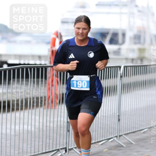 16.08.2026 - KN Förde Triathlon 2026 Antke Förster http://msf.ph/oto/9993748 16.08.2026 10:18:22 Laufen  meine-sportfotos.de