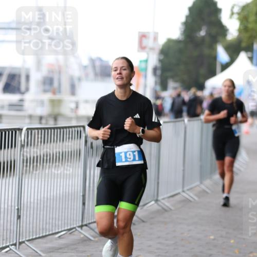 16.08.2026 - KN Förde Triathlon 2026 Antke Förster http://msf.ph/oto/9993762 16.08.2026 10:18:37 Laufen  meine-sportfotos.de