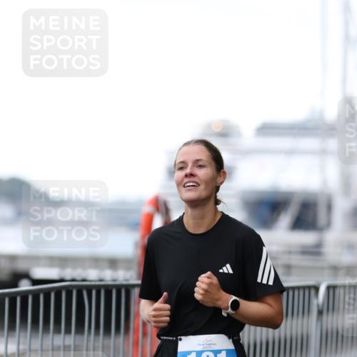 16.08.2026 - KN Förde Triathlon 2026 Antke Förster http://msf.ph/oto/9993764 16.08.2026 10:18:38 Laufen  meine-sportfotos.de