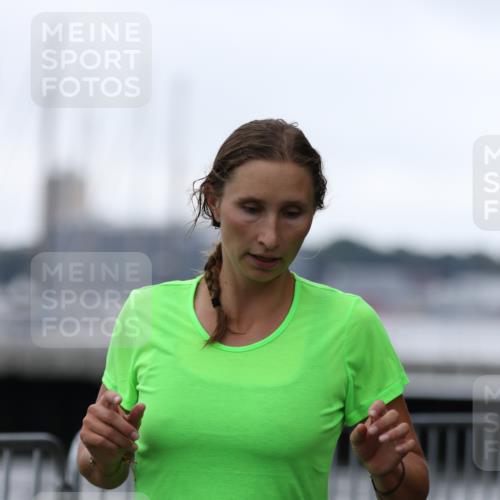 16.08.2026 - KN Förde Triathlon 2026 Antke Förster http://msf.ph/oto/9993797 16.08.2026 10:19:25 Laufen  meine-sportfotos.de