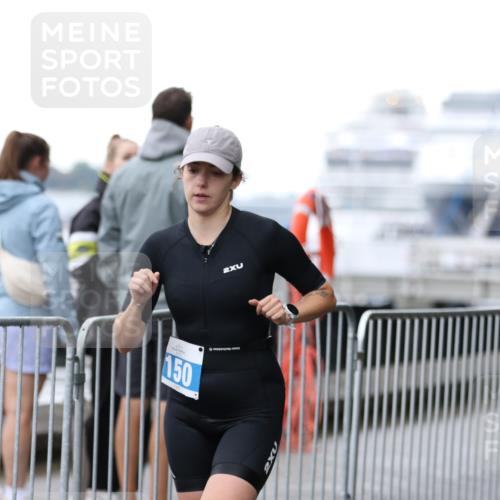16.08.2026 - KN Förde Triathlon 2026 Antke Förster http://msf.ph/oto/9993840 16.08.2026 10:20:27 Laufen  meine-sportfotos.de