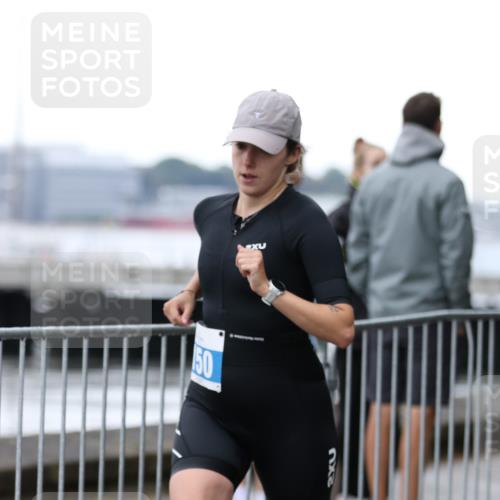 16.08.2026 - KN Förde Triathlon 2026 Antke Förster http://msf.ph/oto/9993841 16.08.2026 10:20:28 Laufen  meine-sportfotos.de