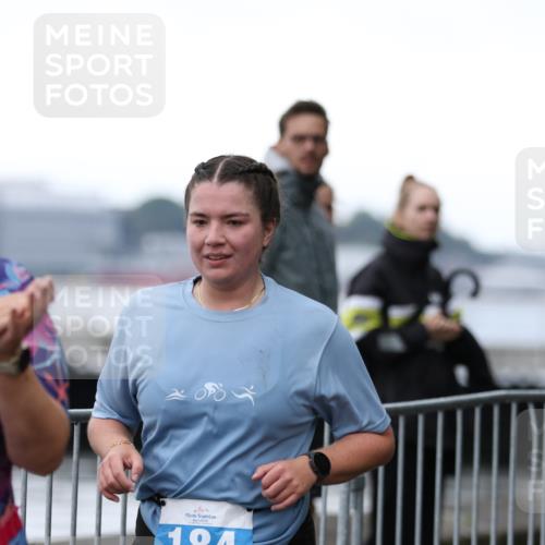 16.08.2026 - KN Förde Triathlon 2026 Antke Förster http://msf.ph/oto/9993857 16.08.2026 10:20:42 Laufen  meine-sportfotos.de