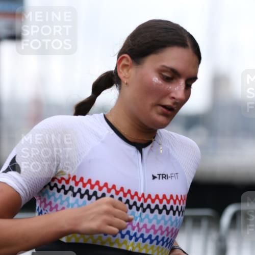 16.08.2026 - KN Förde Triathlon 2026 Antke Förster http://msf.ph/oto/9993860 16.08.2026 10:20:47 Laufen  meine-sportfotos.de