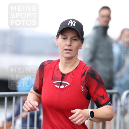 16.08.2026 - KN Förde Triathlon 2026 Antke Förster http://msf.ph/oto/9993869 16.08.2026 10:20:57 Laufen  meine-sportfotos.de