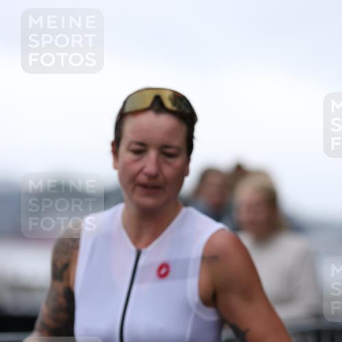 16.08.2026 - KN Förde Triathlon 2026 Antke Förster http://msf.ph/oto/9993872 16.08.2026 10:21:00 Laufen  meine-sportfotos.de
