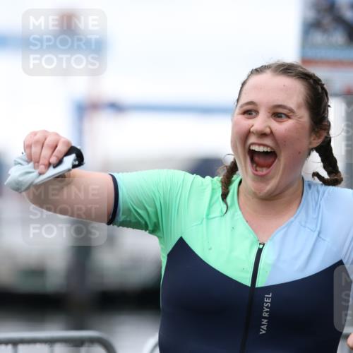 16.08.2026 - KN Förde Triathlon 2026 Antke Förster http://msf.ph/oto/9993904 16.08.2026 10:21:38 Laufen  meine-sportfotos.de