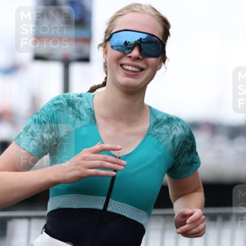 16.08.2026 - KN Förde Triathlon 2026 Antke Förster http://msf.ph/oto/9993915 16.08.2026 10:21:48 Laufen  meine-sportfotos.de