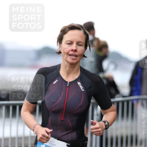 16.08.2026 - KN Förde Triathlon 2026 Antke Förster http://msf.ph/oto/9993939 16.08.2026 10:22:14 Laufen  meine-sportfotos.de