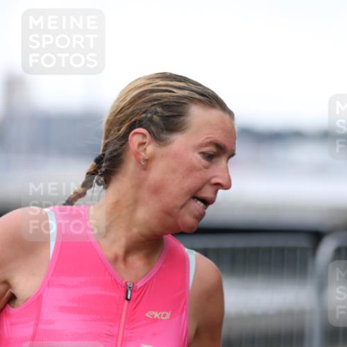 16.08.2026 - KN Förde Triathlon 2026 Antke Förster http://msf.ph/oto/9993953 16.08.2026 10:22:27 Laufen  meine-sportfotos.de