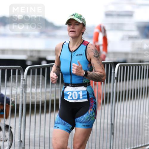 16.08.2026 - KN Förde Triathlon 2026 Antke Förster http://msf.ph/oto/9994004 16.08.2026 10:23:36 Laufen  meine-sportfotos.de