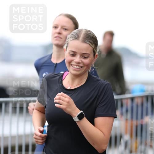 16.08.2026 - KN Förde Triathlon 2026 Antke Förster http://msf.ph/oto/9994009 16.08.2026 10:23:54 Laufen  meine-sportfotos.de