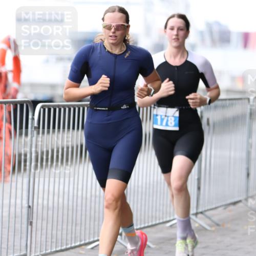 16.08.2026 - KN Förde Triathlon 2026 Antke Förster http://msf.ph/oto/9994022 16.08.2026 10:24:05 Laufen  meine-sportfotos.de