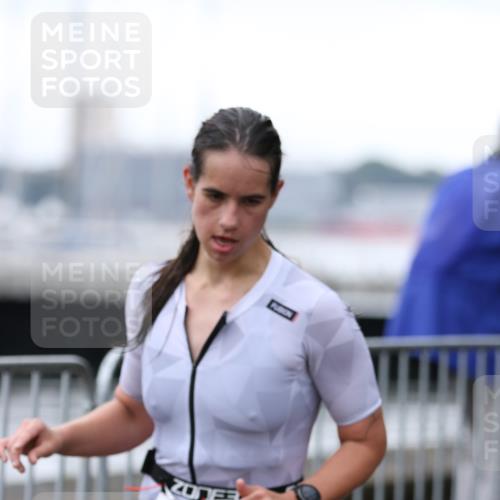 16.08.2026 - KN Förde Triathlon 2026 Antke Förster http://msf.ph/oto/9994029 16.08.2026 10:24:12 Laufen  meine-sportfotos.de