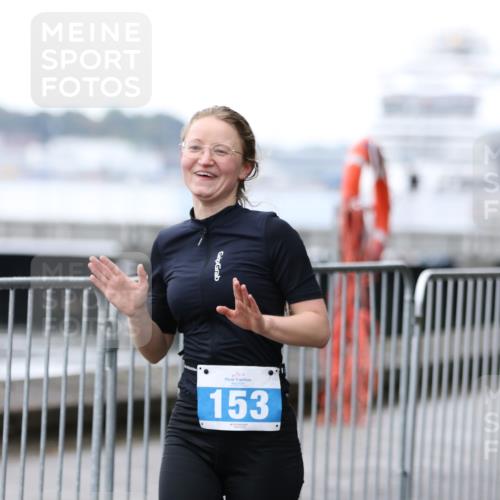 16.08.2026 - KN Förde Triathlon 2026 Antke Förster http://msf.ph/oto/9994043 16.08.2026 10:24:31 Laufen  meine-sportfotos.de
