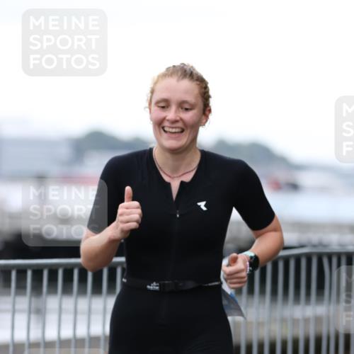 16.08.2026 - KN Förde Triathlon 2026 Antke Förster http://msf.ph/oto/9994055 16.08.2026 10:25:05 Laufen  meine-sportfotos.de
