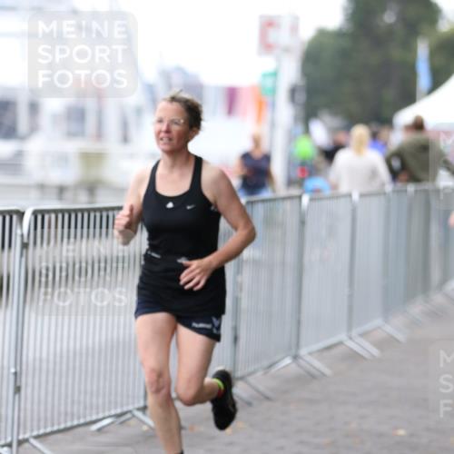 16.08.2026 - KN Förde Triathlon 2026 Antke Förster http://msf.ph/oto/9994066 16.08.2026 10:25:27 Laufen  meine-sportfotos.de