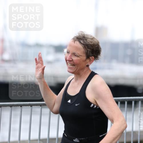 16.08.2026 - KN Förde Triathlon 2026 Antke Förster http://msf.ph/oto/9994070 16.08.2026 10:25:30 Laufen  meine-sportfotos.de