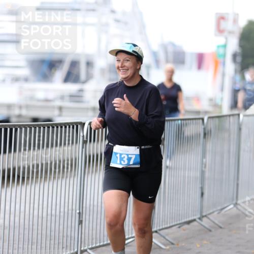 16.08.2026 - KN Förde Triathlon 2026 Antke Förster http://msf.ph/oto/9994079 16.08.2026 10:25:37 Laufen  meine-sportfotos.de