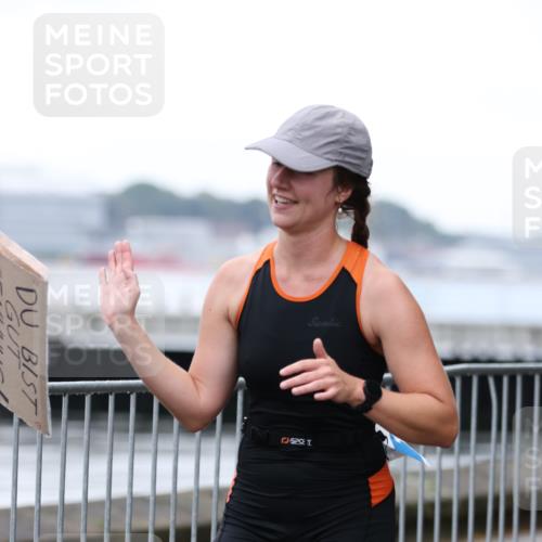 16.08.2026 - KN Förde Triathlon 2026 Antke Förster http://msf.ph/oto/9994087 16.08.2026 10:25:43 Laufen  meine-sportfotos.de